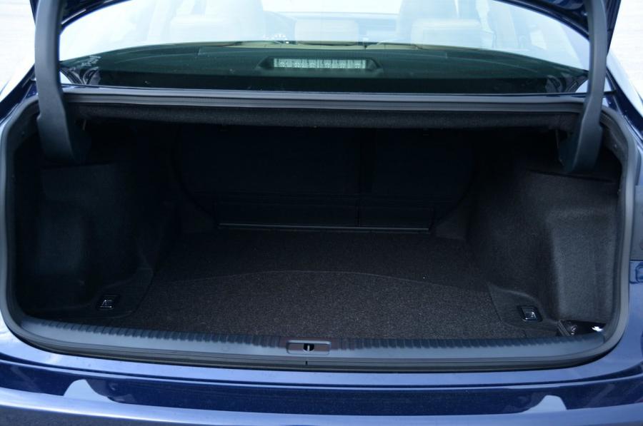  Lexus IS350 2014 года  (фото 36 из 42)